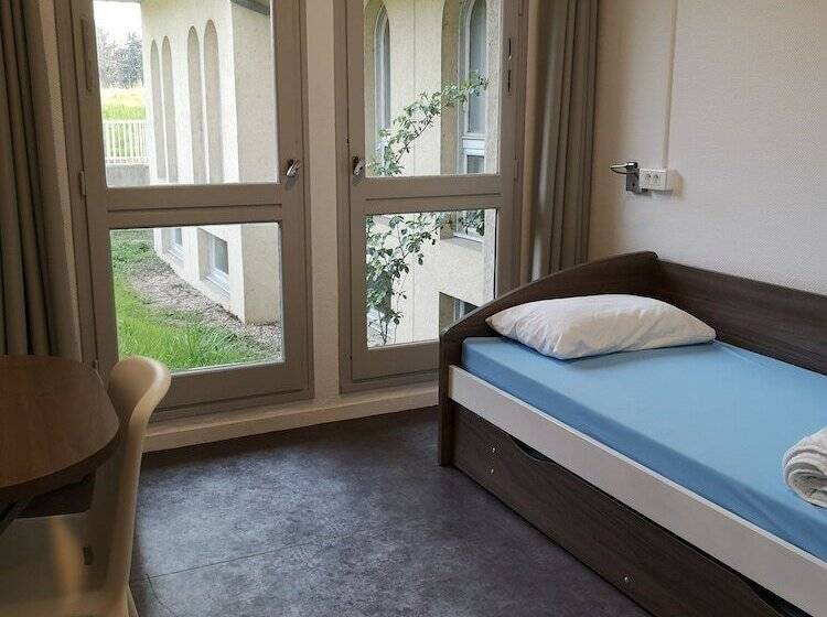 Номер Стандарт Индивидуальный, Auberge De Jeunesse D Orleans