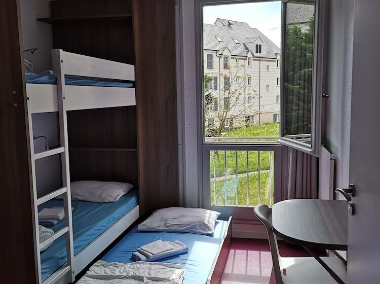Номер Стандарт Трехместный, Auberge De Jeunesse D Orleans