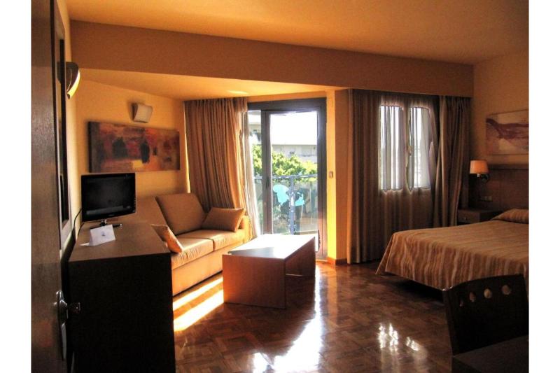 Escritório Estándar, Apartamentos Ms Pepita