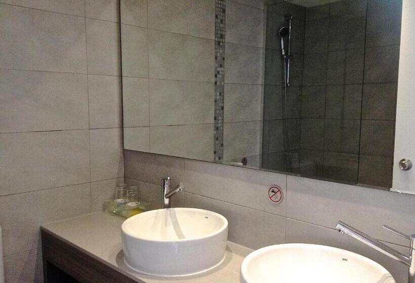Номер Deluxe Вид на Море, Limanaki Beach Hotel & Suites