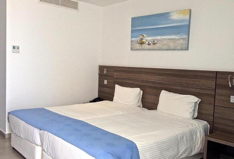 Номер Superior Вид на Море, Limanaki Beach Hotel & Suites