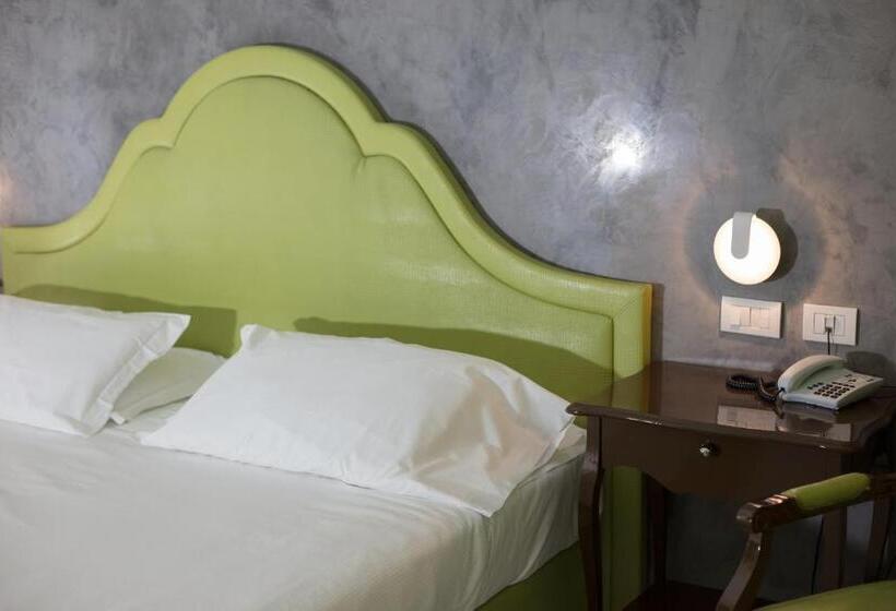 Номер Superior, Blue Relais Malpensa Lago Maggiore