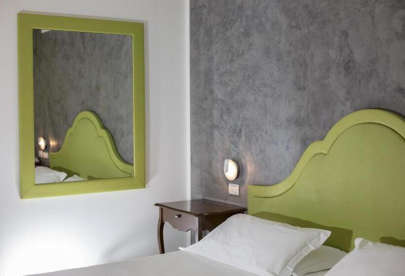 Номер Стандарт с Гидромассажем, Blue Relais Malpensa Lago Maggiore