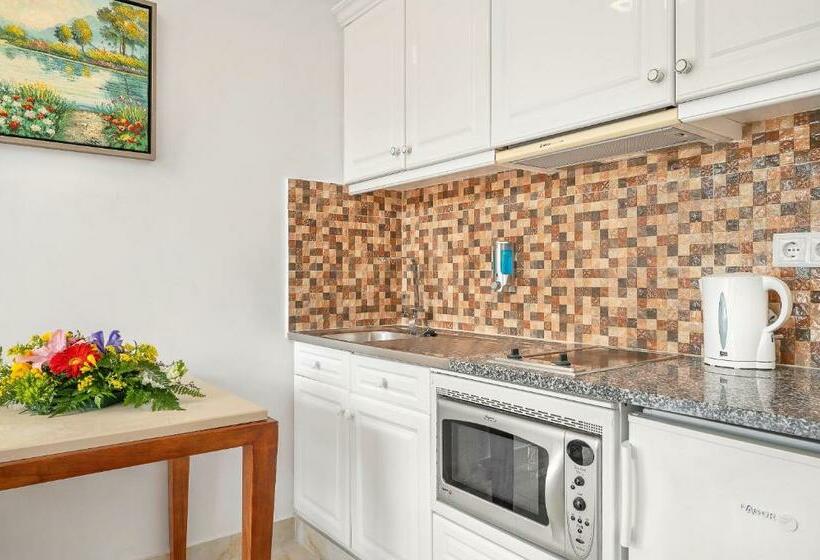 Superior Room with Terrace, Muthu Clube Praia Da Oura