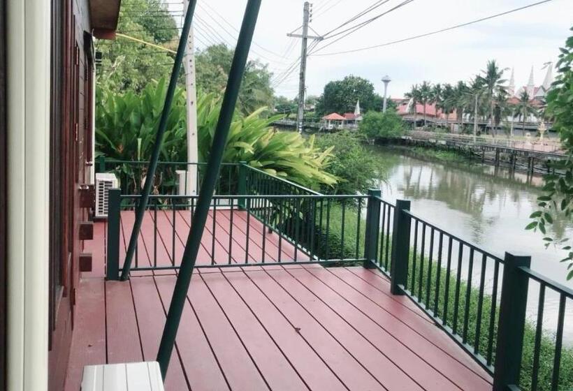 스탠다드 스튜디오 (테라스구비), Nung Ni Bang Khon Thi Resort