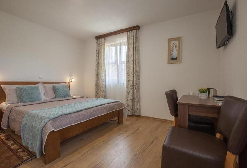 اتاق استاندارد با تخت بزرگ, Rooms Imperial House