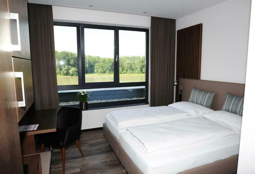 Номер Superior, Donauhof Mauthausen