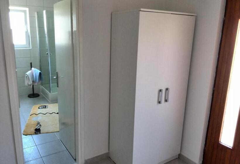 דירת חדר, Guesthouse Raffaello