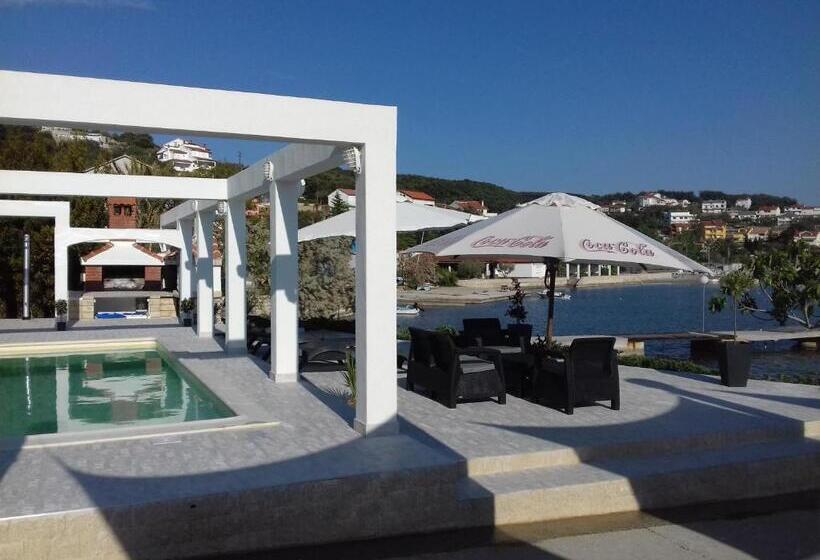 חדר סטנדרט עם מרפסת, Guesthouse Raffaello