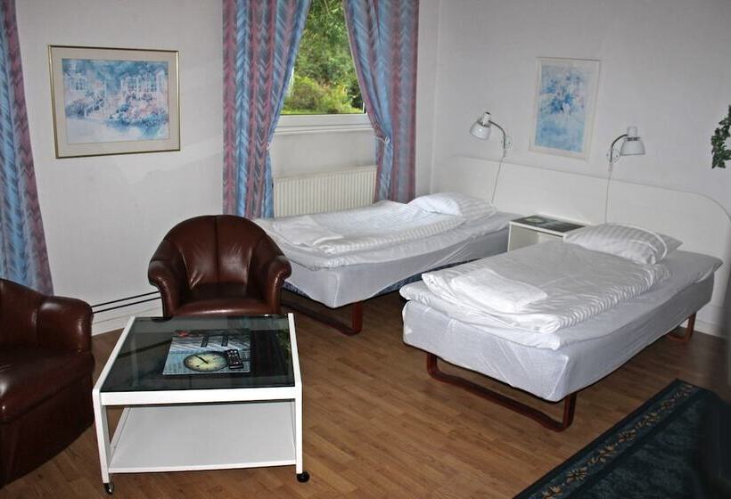 غرفة قياسية ثلاثية, Fleninge Classic Motel
