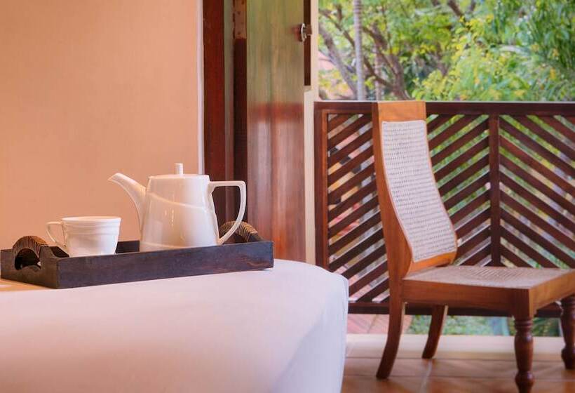 Классический Номер, Jetwing Ayurveda Pavilions