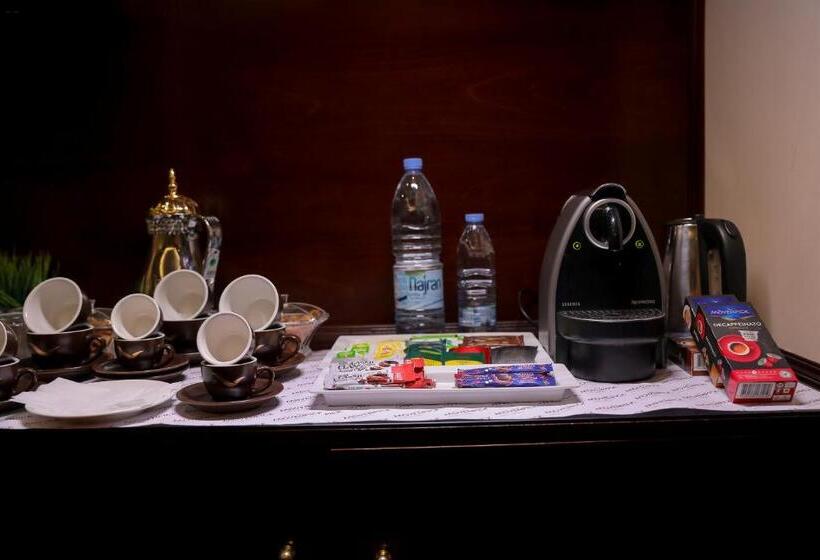 Люкс Повышенной Комфортности, Mövenpick Hotel Jeddah