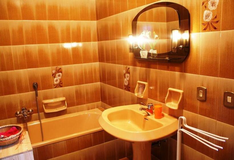 スタンダード４人部屋, B&b Nella Terra Di Mezzo