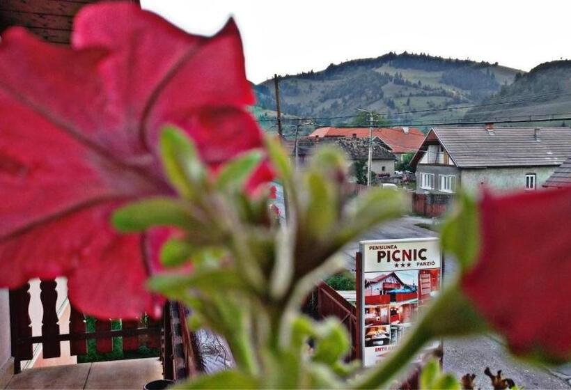 Трехместный Номер Стандарт с Балконом, Picnic Panzio