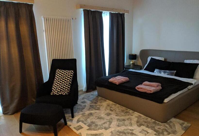 Номер Deluxe Кровать Кинг, Lakeview Bei Interlaken