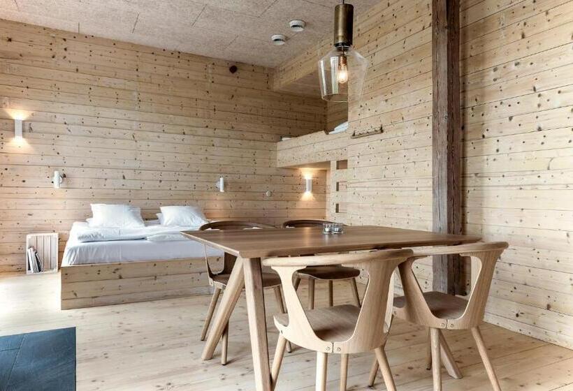 Студия Superior, Lindeborgs Eco Retreat
