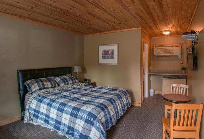 Номер Стандарт, Noble Motel