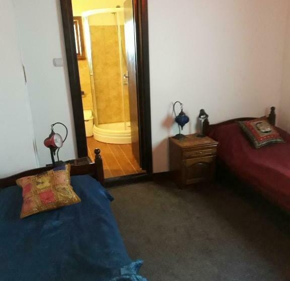 חדר סטנדרט, Chuchi Guest House 1