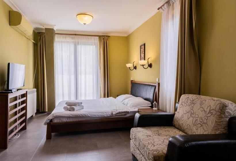 Студио Стандарт Кровать Кинг, Guest House Valevtsi