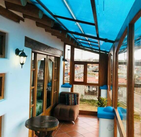 اتاق خانوادگی, Martita's House Hostal
