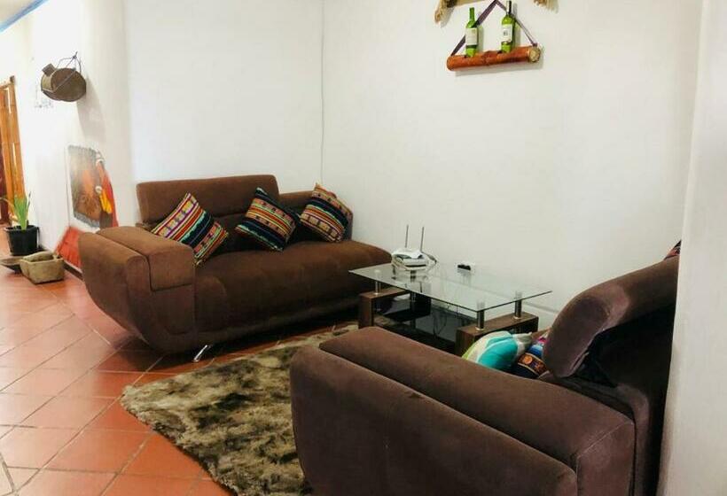 اتاق استاندارد, Martita's House Hostal