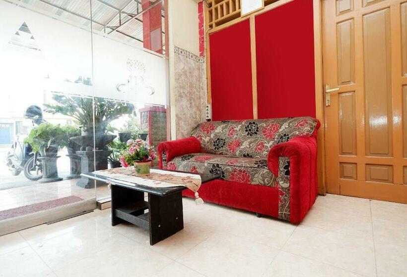 스탠다드 룸, Reddoorz Near Rumah Sakit Ortopedi Dr Soeharso