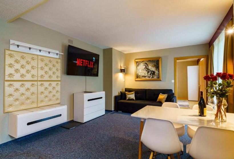 Апартаменты 1 Спальня с Террасой, Seeblick Smart Hotel Rössli