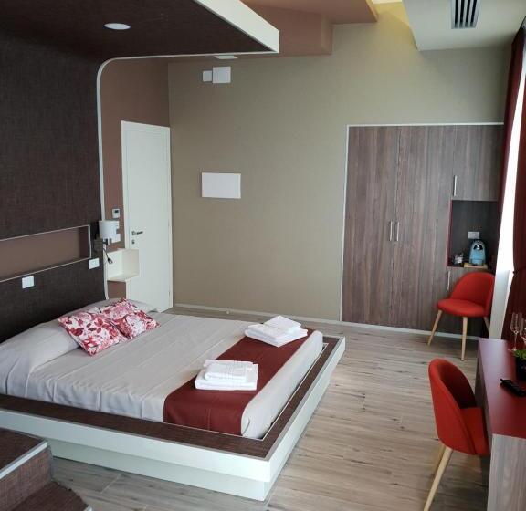Люкс, Th Luxury Rooms