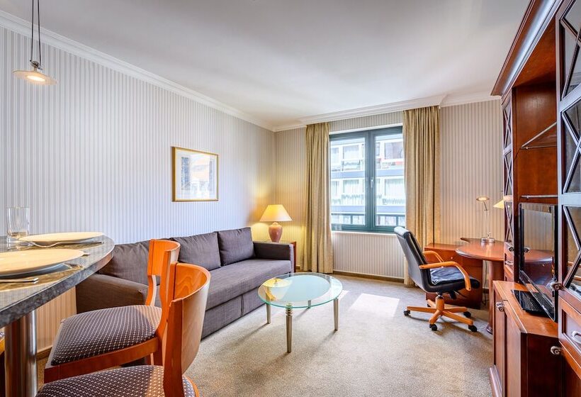 Appartement met 2 Slaapkamers, B Aparthotel Ambiorix