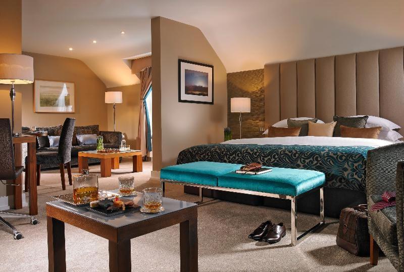 اتاق استاندارد, Castleknock