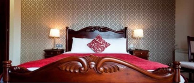 Номер Стандарт, Killarney Riverside