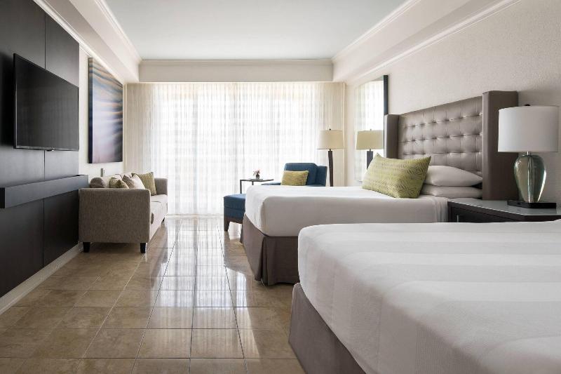 اتاق استاندارد با چشم‌انداز دریا, St. Kitts Marriott Resort & The Royal Beach Casino