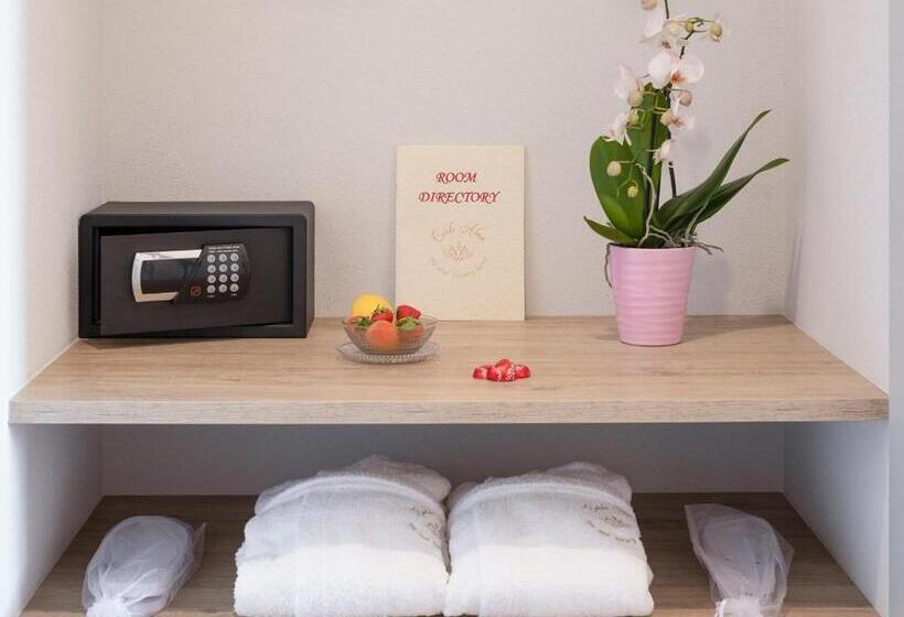 غرفة قياسية مطلّة علي البحيرة, Corte Alma Spa And Luxury Home