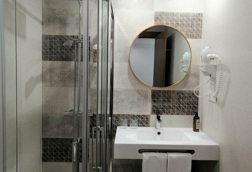 Номер Стандарт, Hostal Restaurante Villa De Brihuega