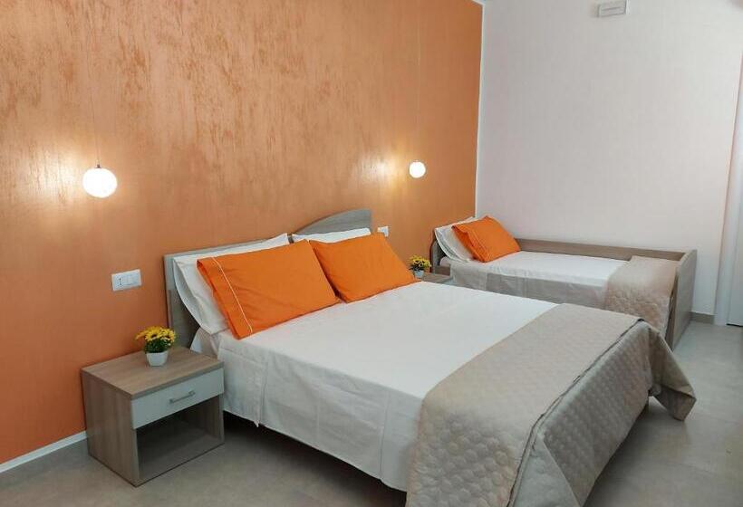 Студио Стандарт с Террасой, B&b   Over The Top   Affittacamere