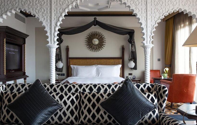 Полулюкс, Jumeirah Al Qasr Dubai