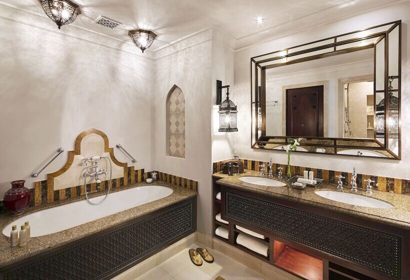 Люкс, Jumeirah Al Qasr Dubai