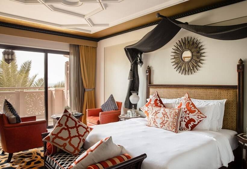 Люкс, Jumeirah Al Qasr Dubai