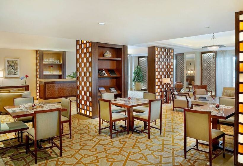 Люкс Клуб, The Ritz-Carlton, Dubai