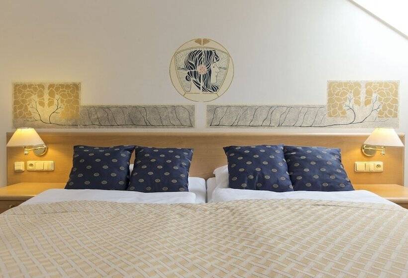 Quarto Estandar, Tivoli Prague