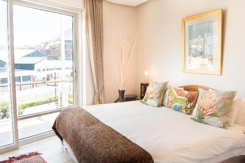 Апартаменты Deluxe 2 Спальни, Waterfront Village