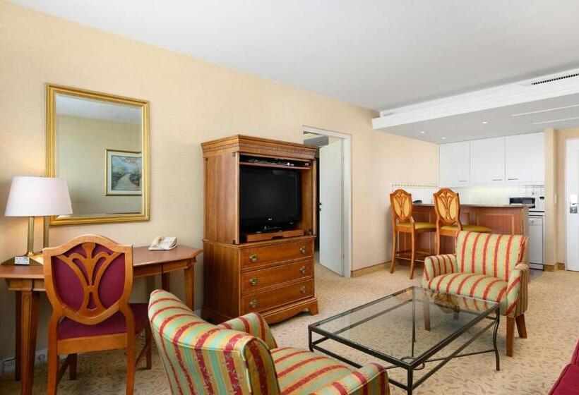 Апартаменты 2 Спальни, Millennium Court, Budapest  Marriott Executive Apartments