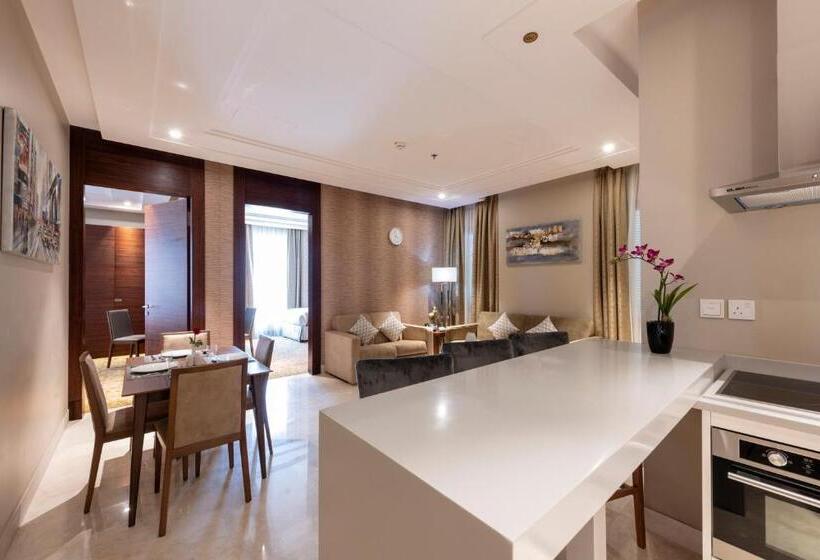 آپارتمان مدیریتی 2 خوابه, Taj Jeddah Hotel Apartment