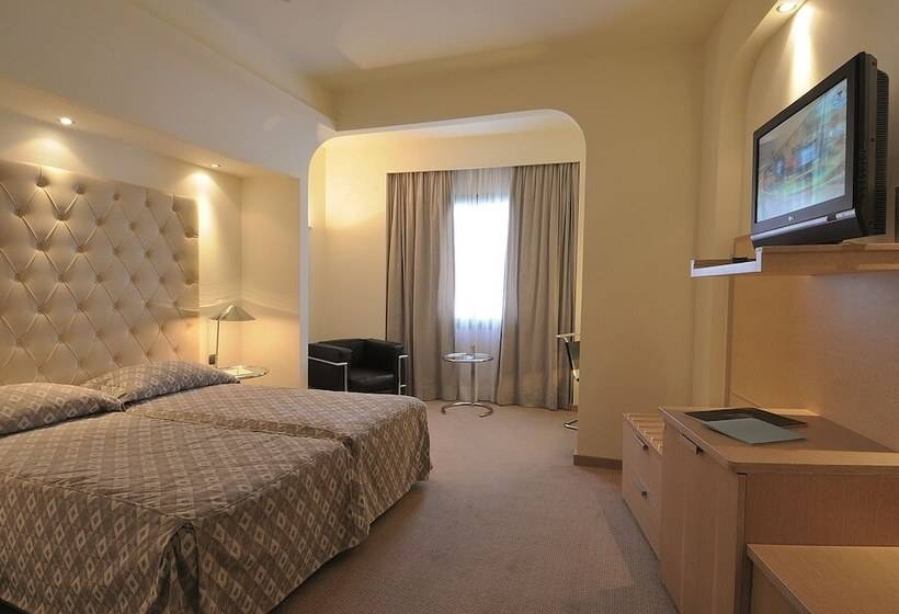 Номер Executive, Club Hotel Casino Loutraki