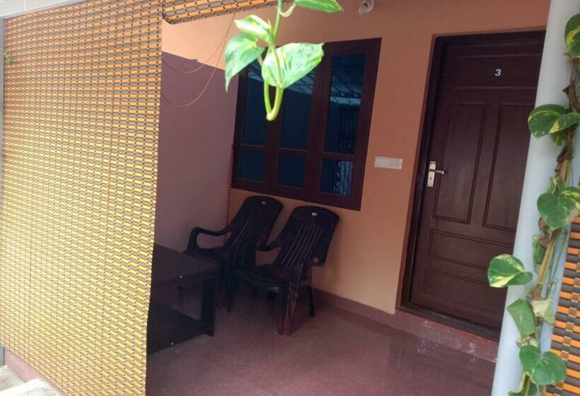 استودیو استاندارد با بالکن, Quality Inn Varkala
