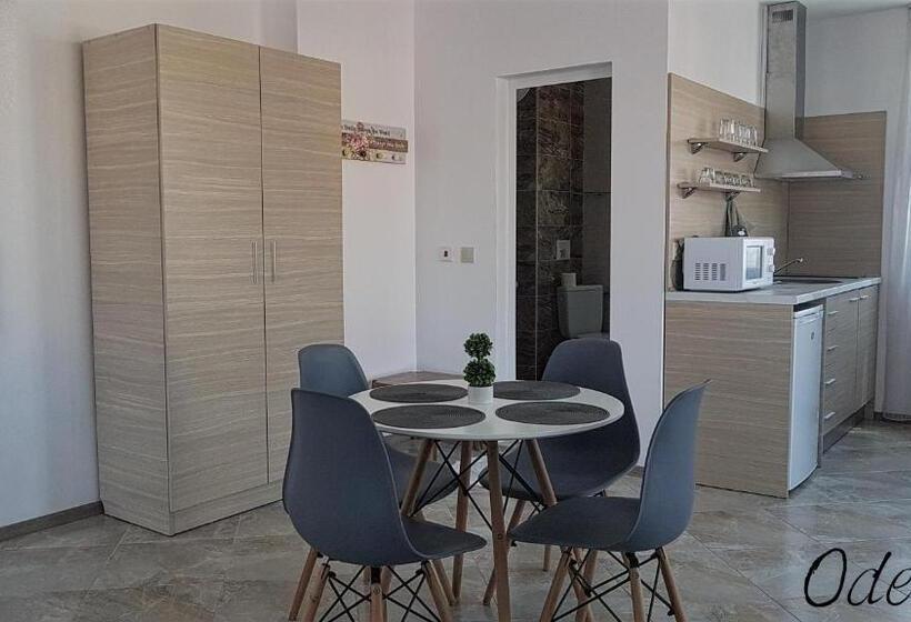 Family Suite, Guesthouse Odesos