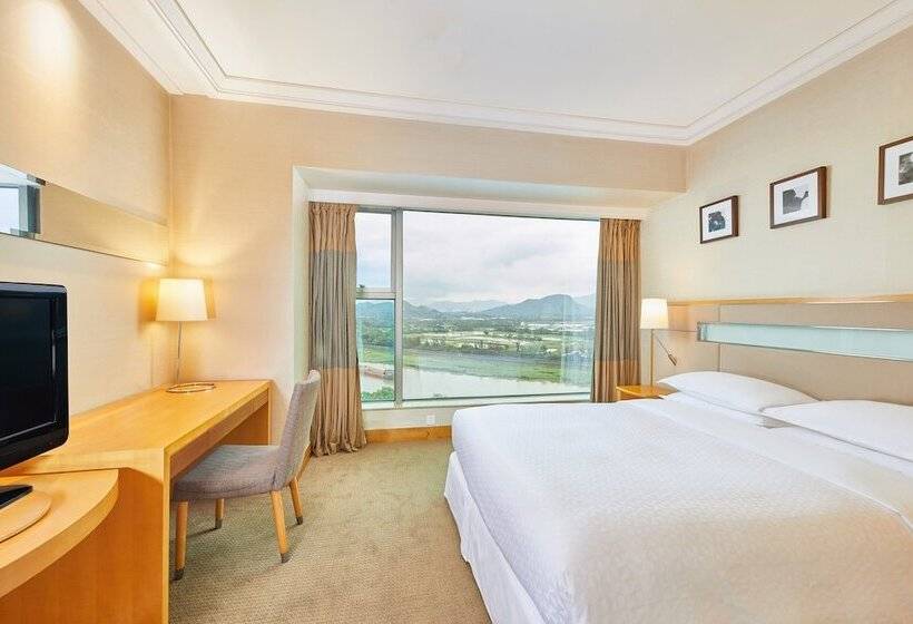 Номер Superior, Four Points By Sheraton Shenzhen
