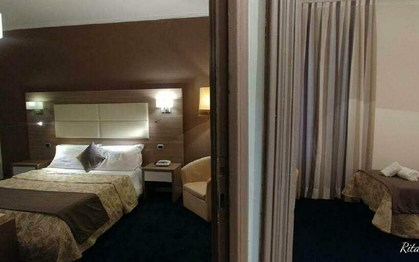 Четырехместный Номер Стандарт, Grand Hotel & Des Anglais Spa