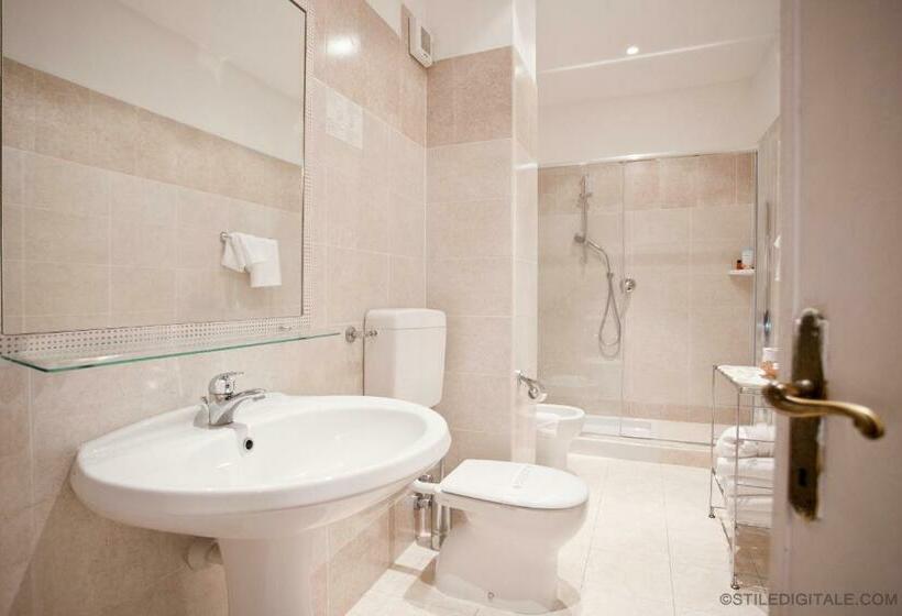Четырехместный Номер Стандарт, Grand Hotel & Des Anglais Spa
