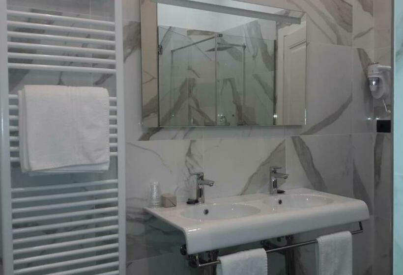 Номер Superior Вид на Море, Grand Hotel & Des Anglais Spa